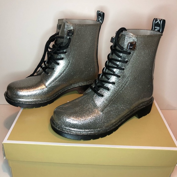 New in Box Michael Kors Rainbootie - Picture 2 of 9
